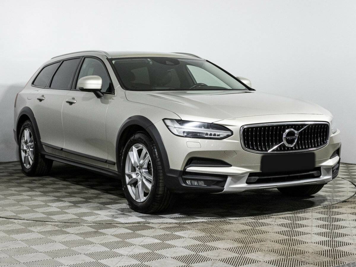 Купить Volvo V90 Cross Country с пробегом. Фото: #2