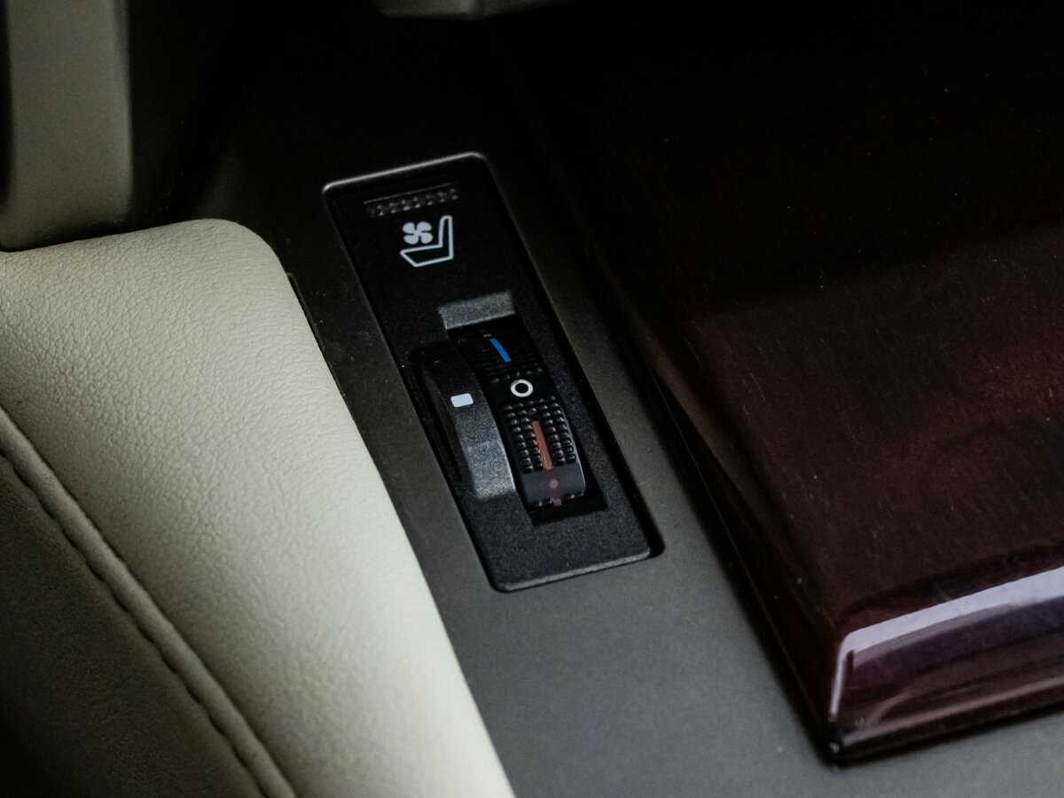 Купить Lexus GX с пробегом. Фото: #12