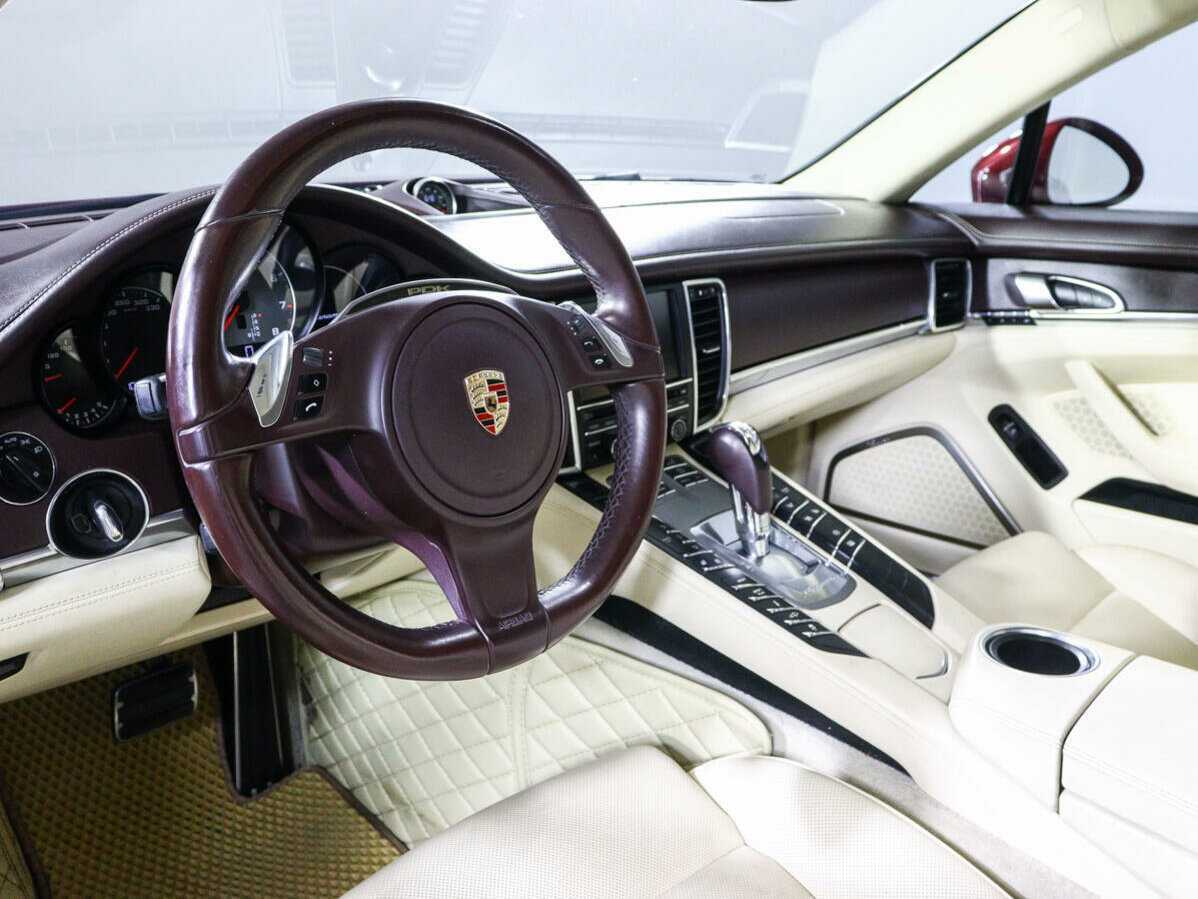 Купить Porsche Panamera с пробегом. Фото: #10