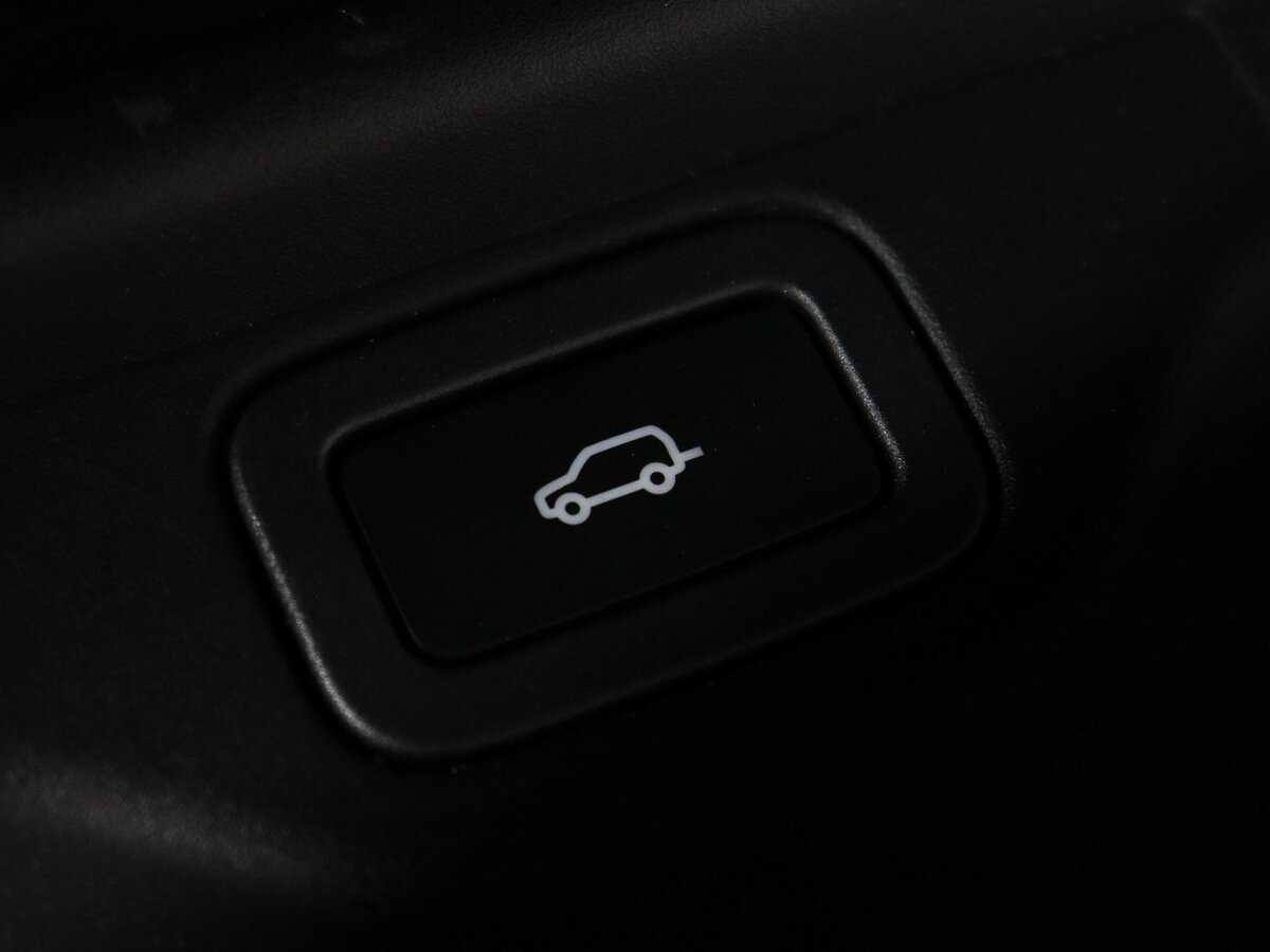 Купить Land Rover Range Rover с пробегом. Фото: #37