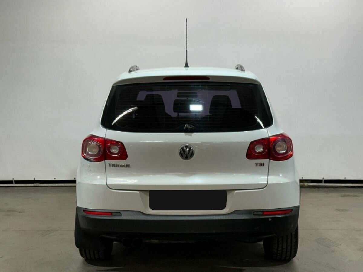 Купить Volkswagen Tiguan с пробегом. Фото: #5
