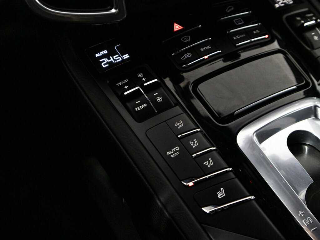 Купить Porsche Cayenne с пробегом. Фото: #17