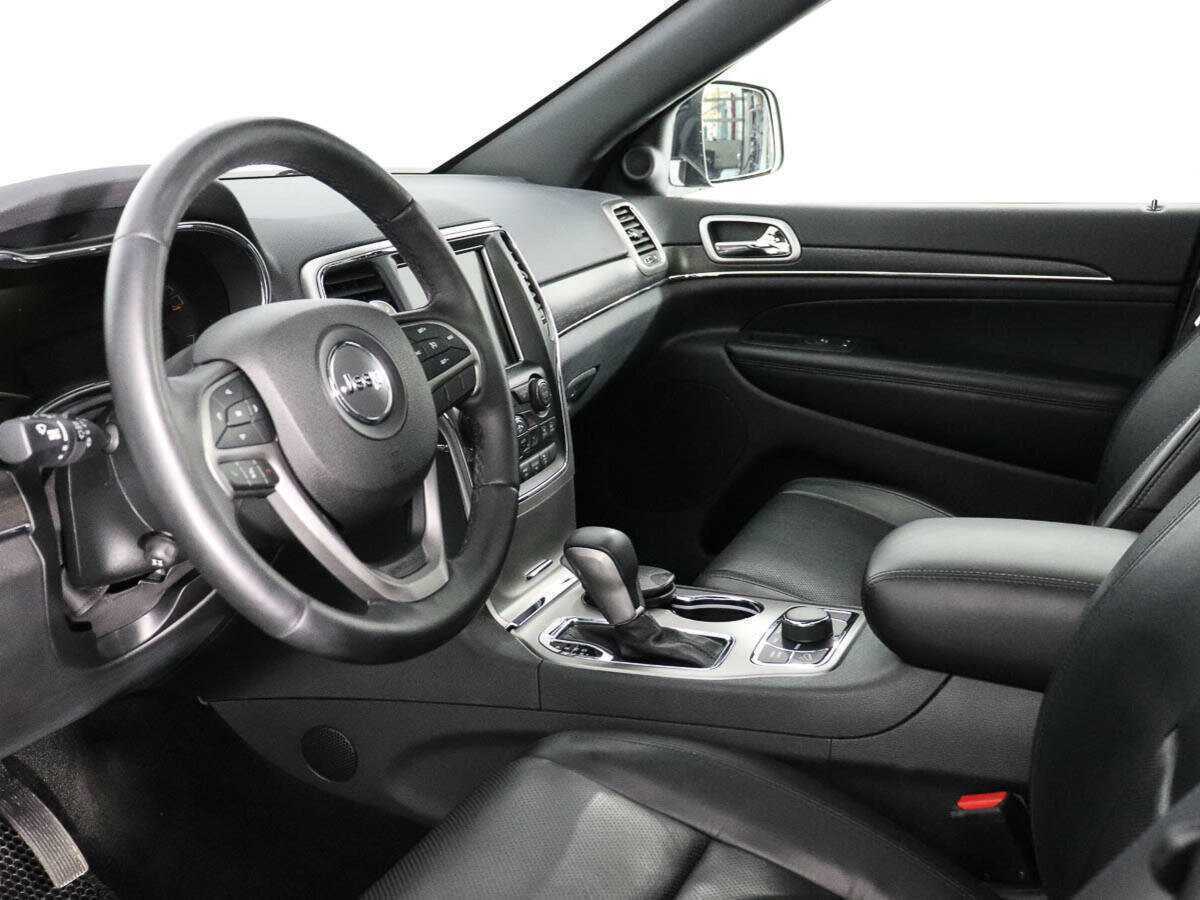 Купить Jeep Grand Cherokee с пробегом. Фото: #8
