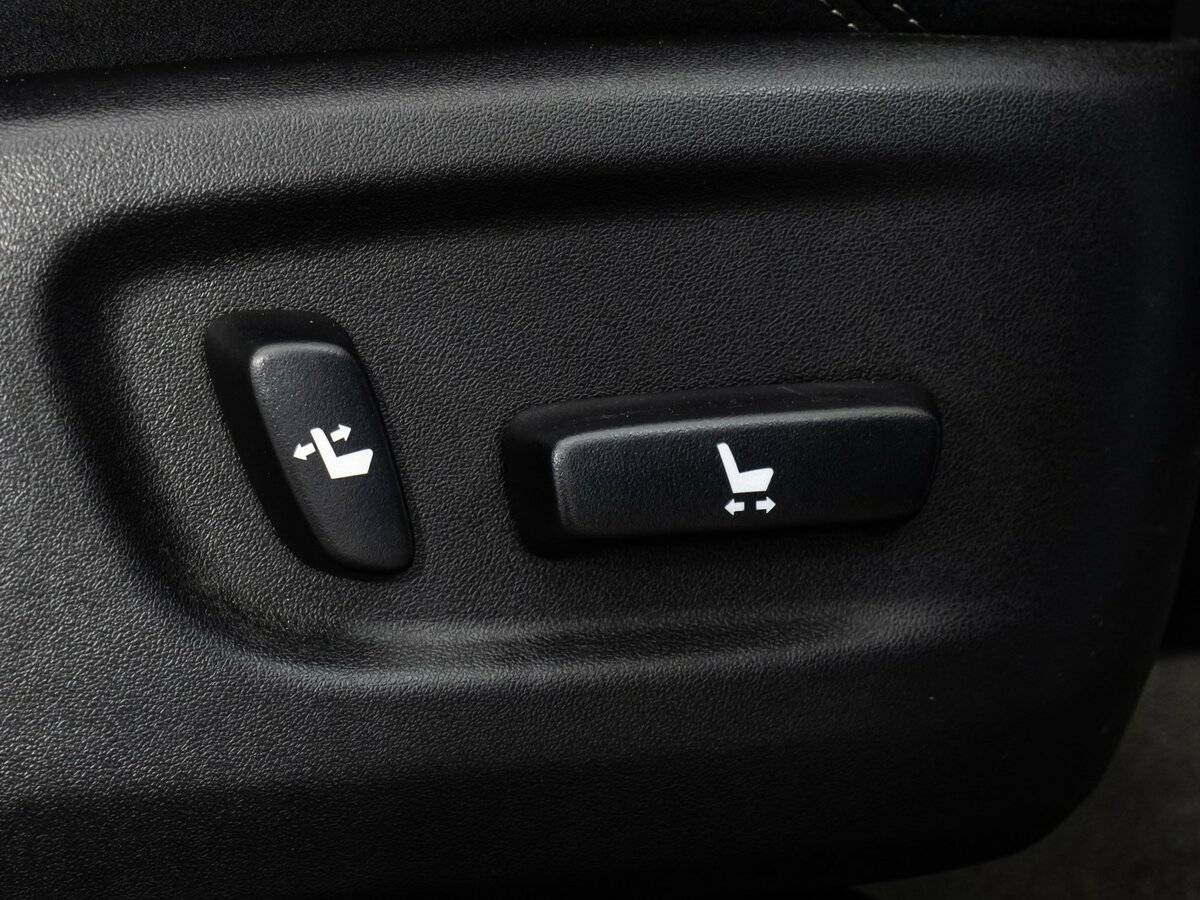 Купить Toyota Land Cruiser Prado с пробегом. Фото: #20