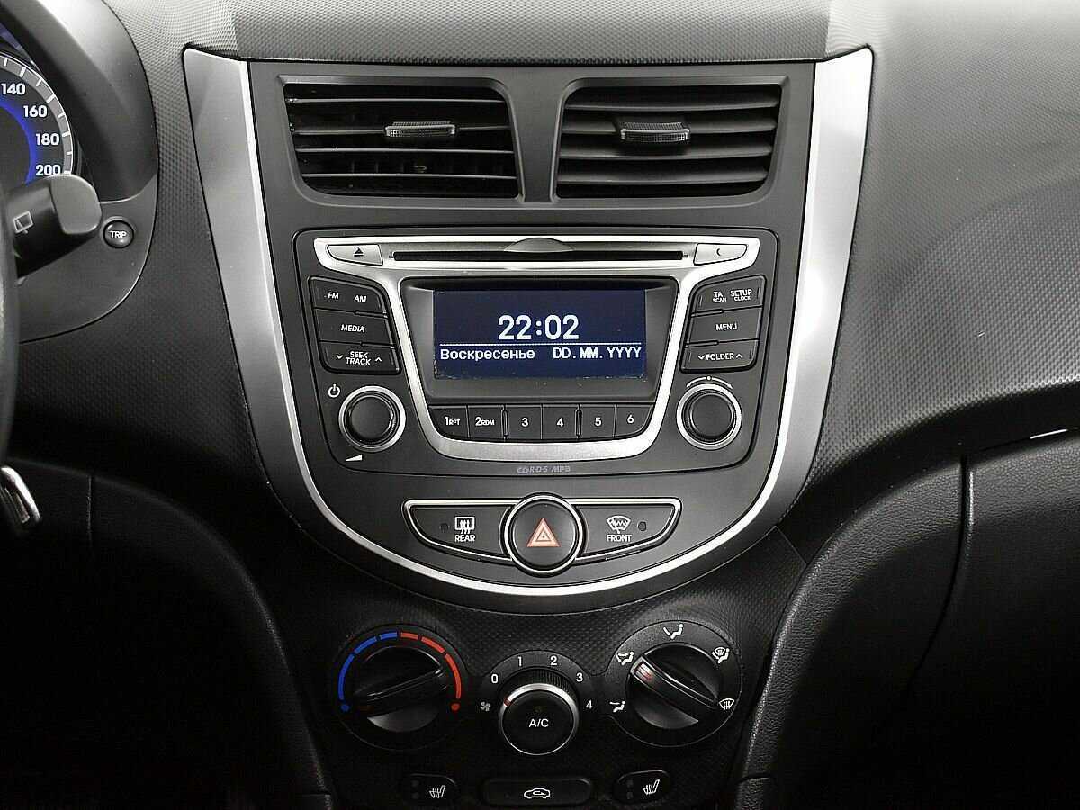 Купить Hyundai Solaris с пробегом. Фото: #12