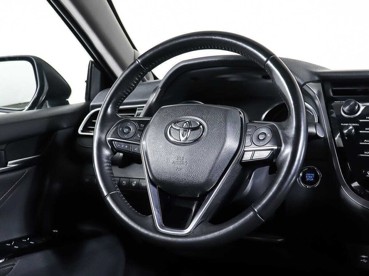 Купить Toyota Camry с пробегом. Фото: #16
