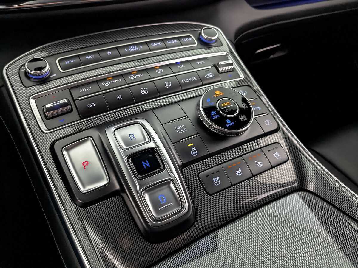 Купить Hyundai Santa Fe с пробегом. Фото: #15