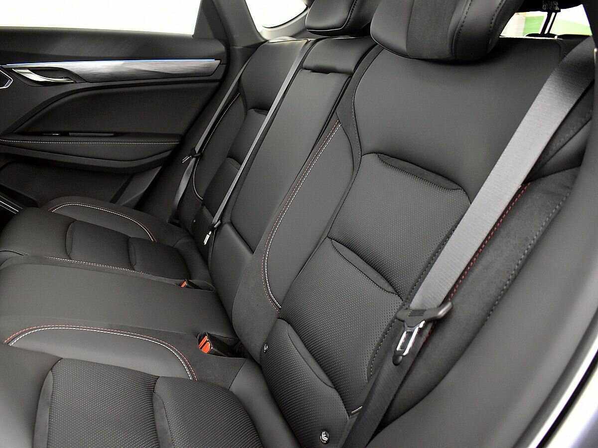 Купить Geely Tugella с пробегом. Фото: #8