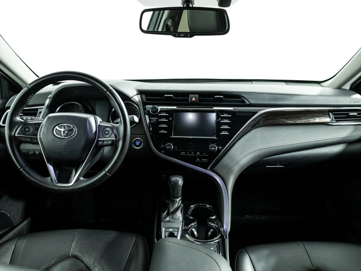 Купить Toyota Camry с пробегом. Фото: #12