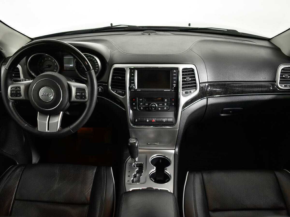 Купить Jeep Grand Cherokee с пробегом. Фото: #11