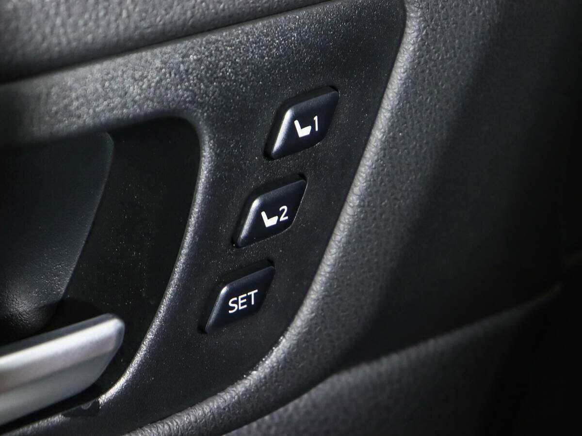 Купить Toyota Highlander с пробегом. Фото: #16