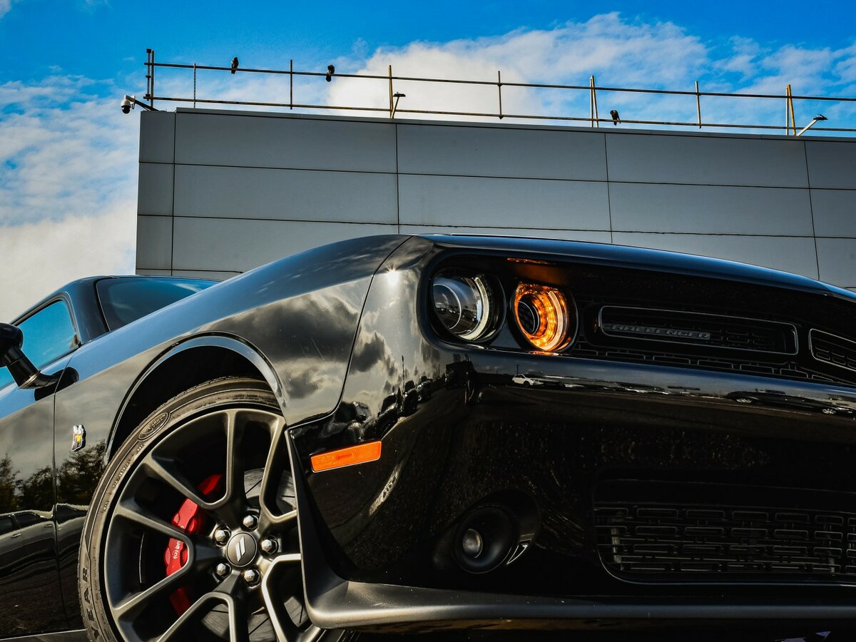 Купить Dodge Challenger с пробегом. Фото: #8