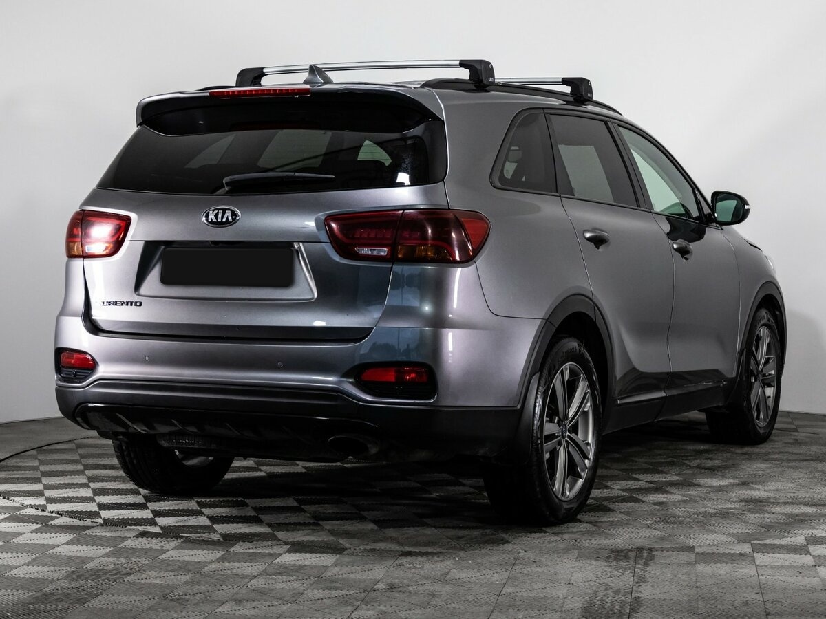 Купить Kia Sorento с пробегом. Фото: #3