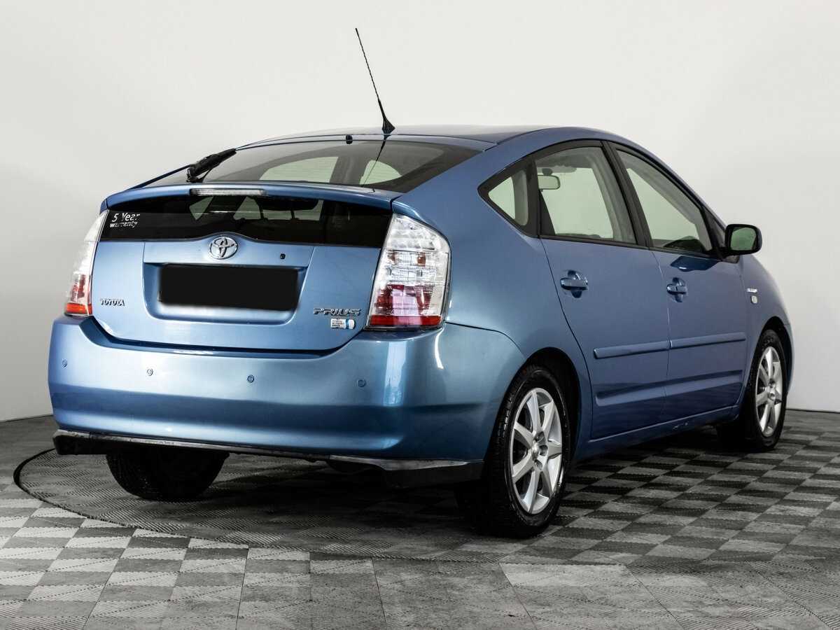 Купить Toyota Prius с пробегом. Фото: #3