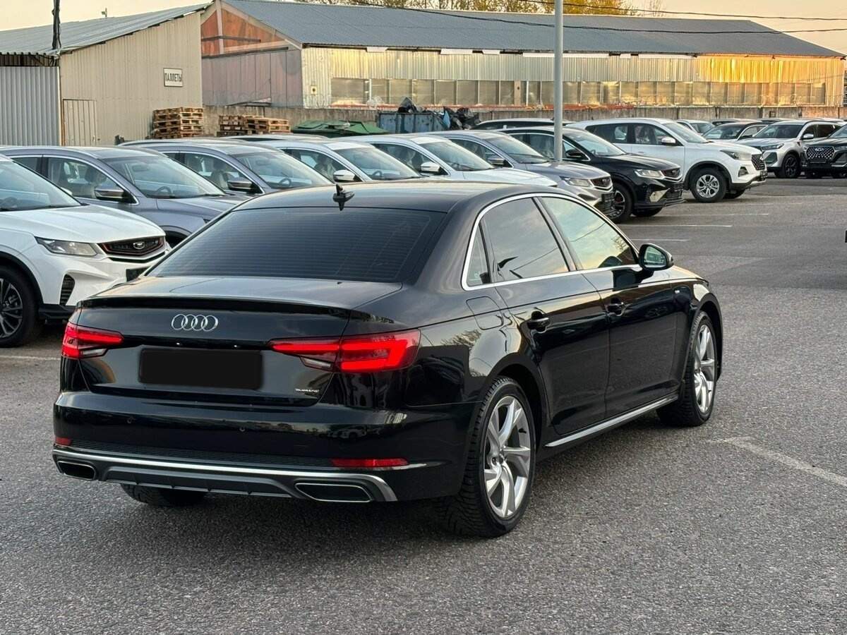 Купить Audi A4 с пробегом. Фото: #2