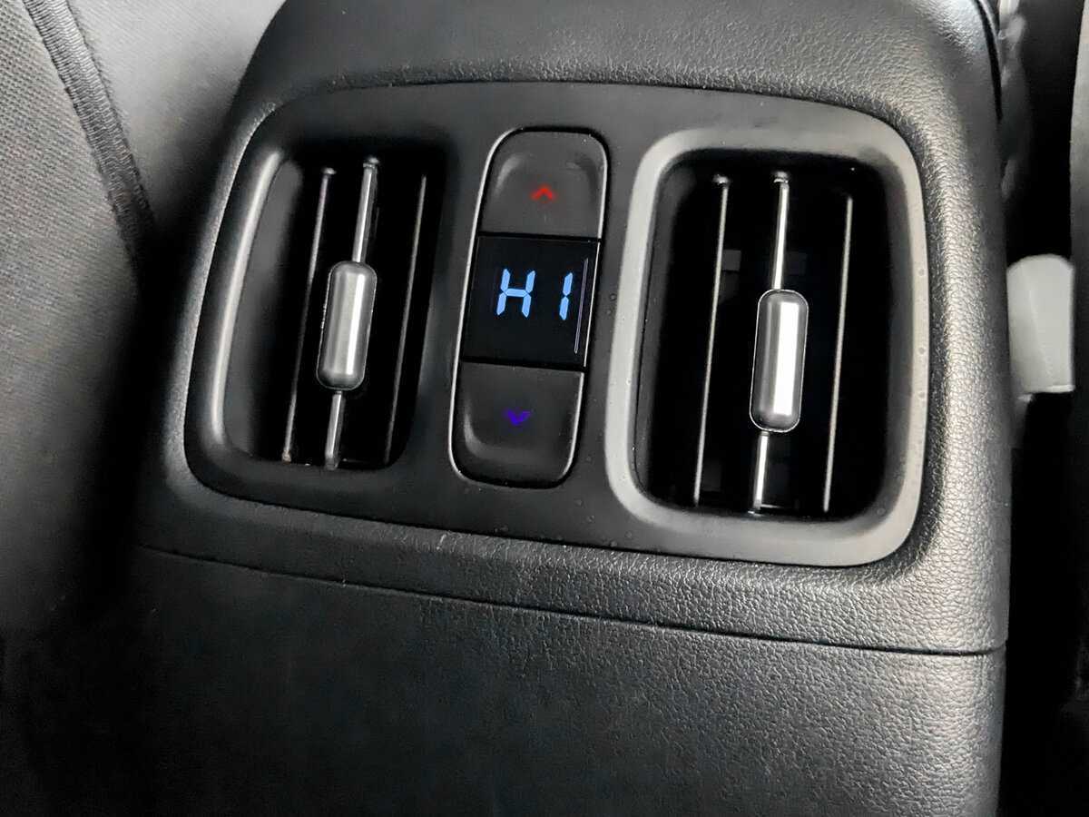 Купить Hyundai Tucson с пробегом. Фото: #24
