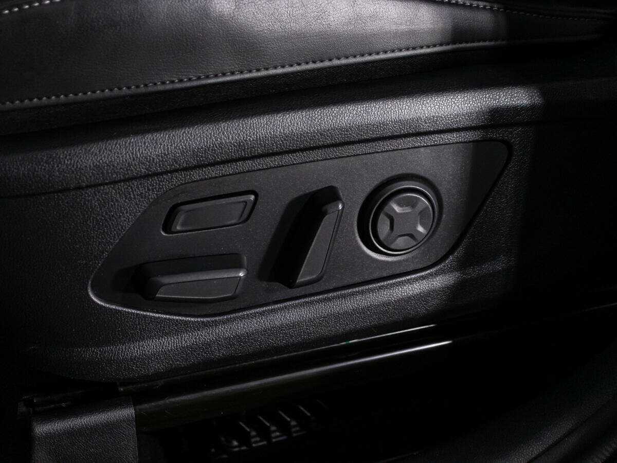 Купить Kia Sorento с пробегом. Фото: #24