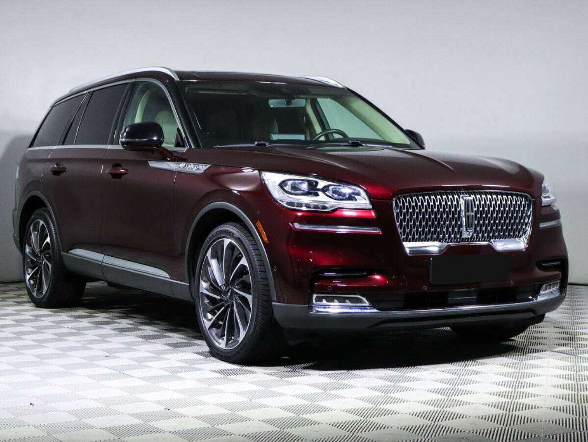 Купить Lincoln Aviator с пробегом. Фото: #2