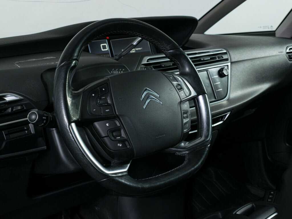 Купить Citroen C4 Picasso с пробегом. Фото: #12