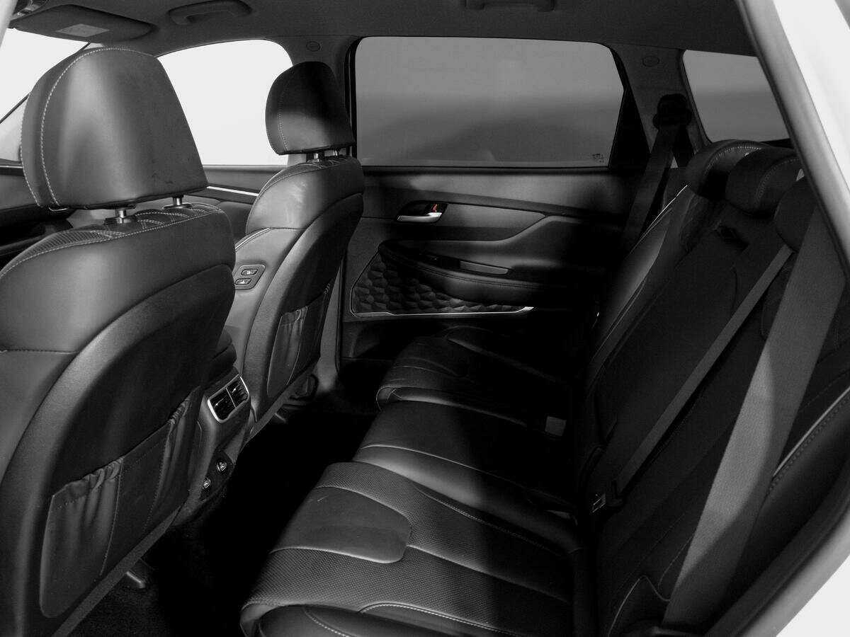 Купить Hyundai Santa Fe с пробегом. Фото: #9