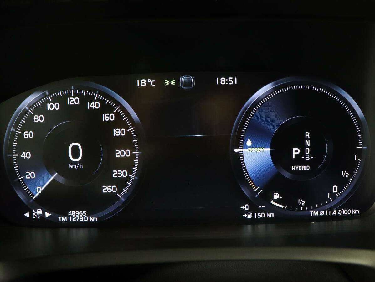 Купить Volvo XC90 с пробегом. Фото: #8
