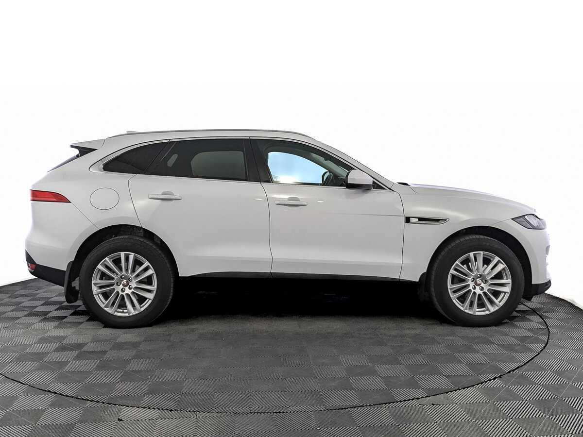Купить Jaguar F-Pace с пробегом. Фото: #3
