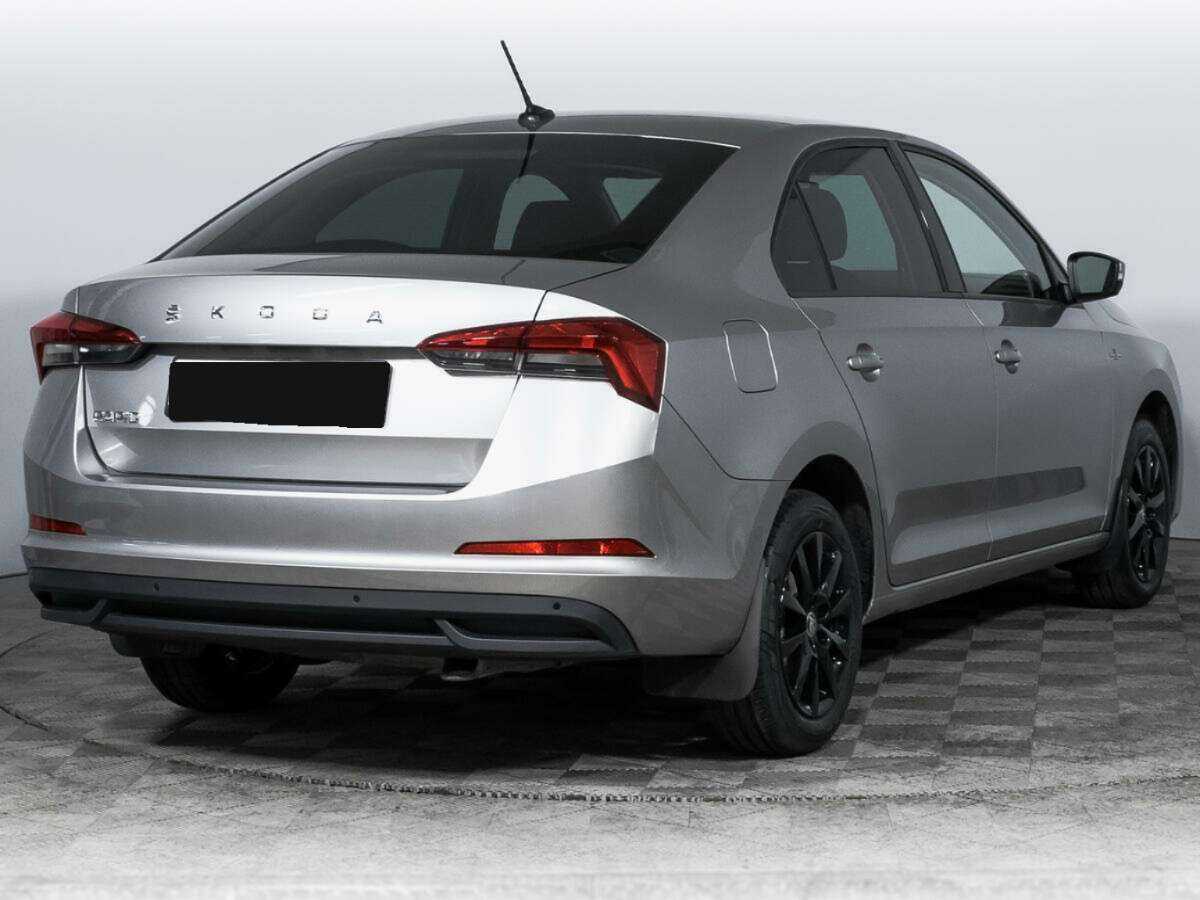 Купить Skoda Rapid с пробегом. Фото: #4