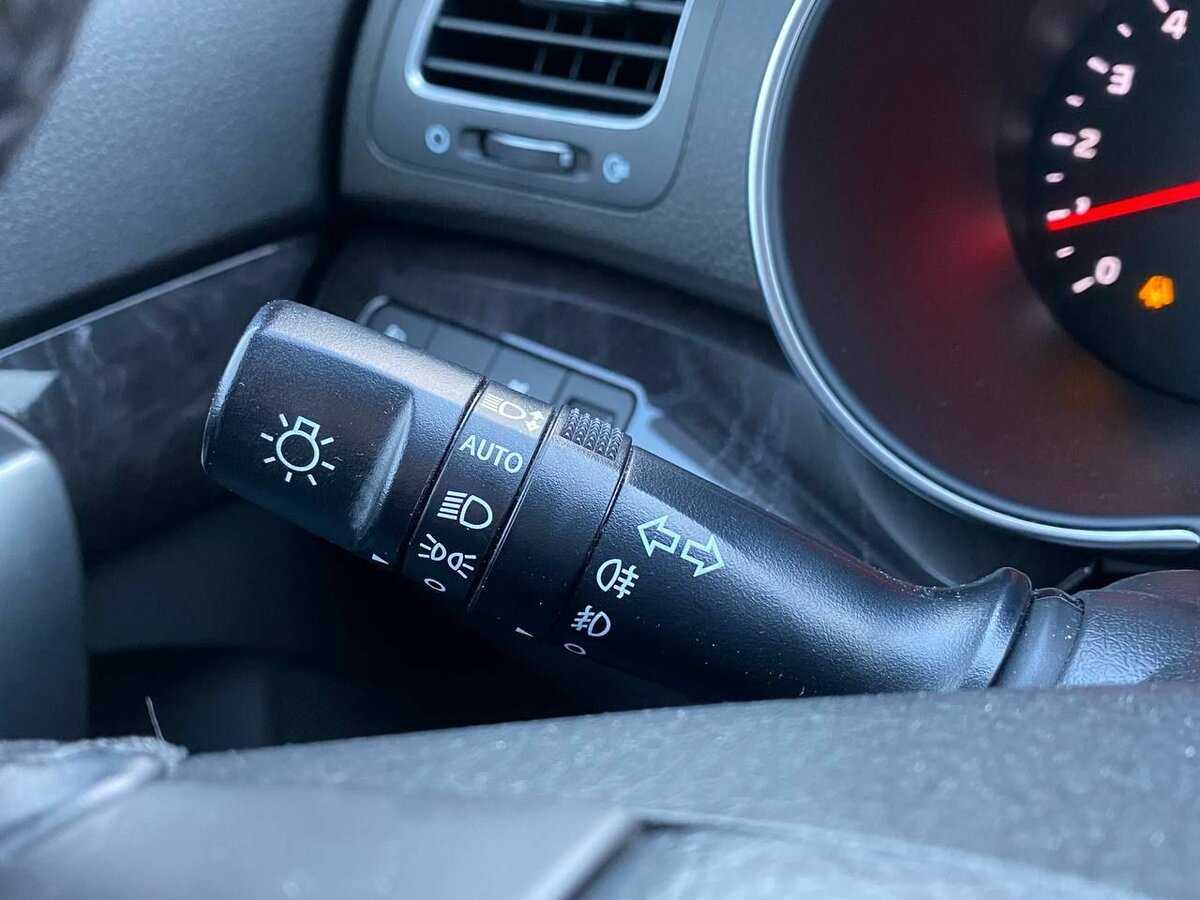 Купить Kia Sorento с пробегом. Фото: #9