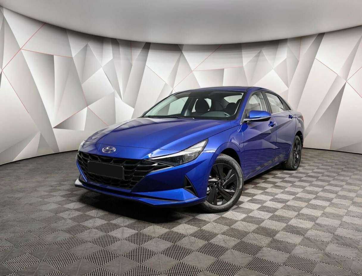 Купить Hyundai Elantra с пробегом. Посмотреть фото