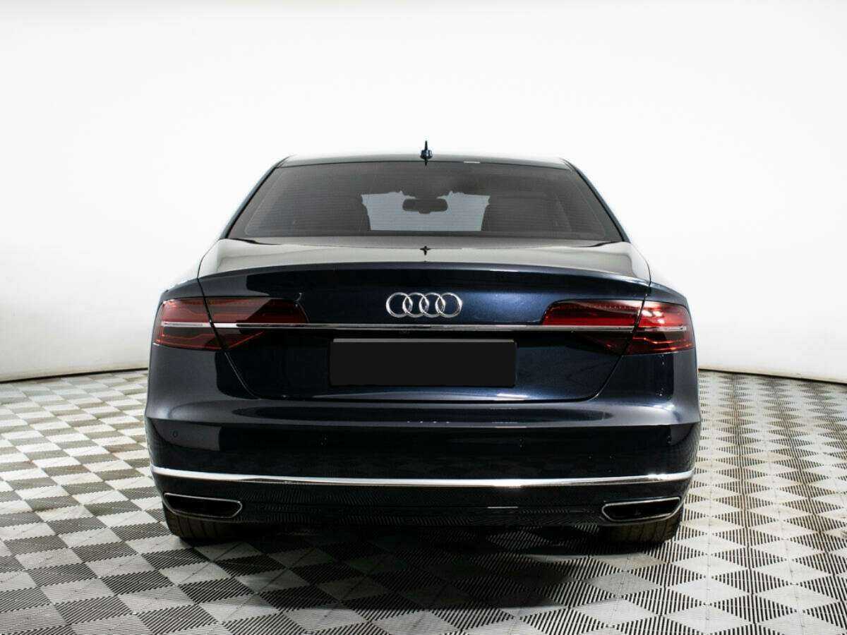 Купить Audi A8 с пробегом. Фото: #3