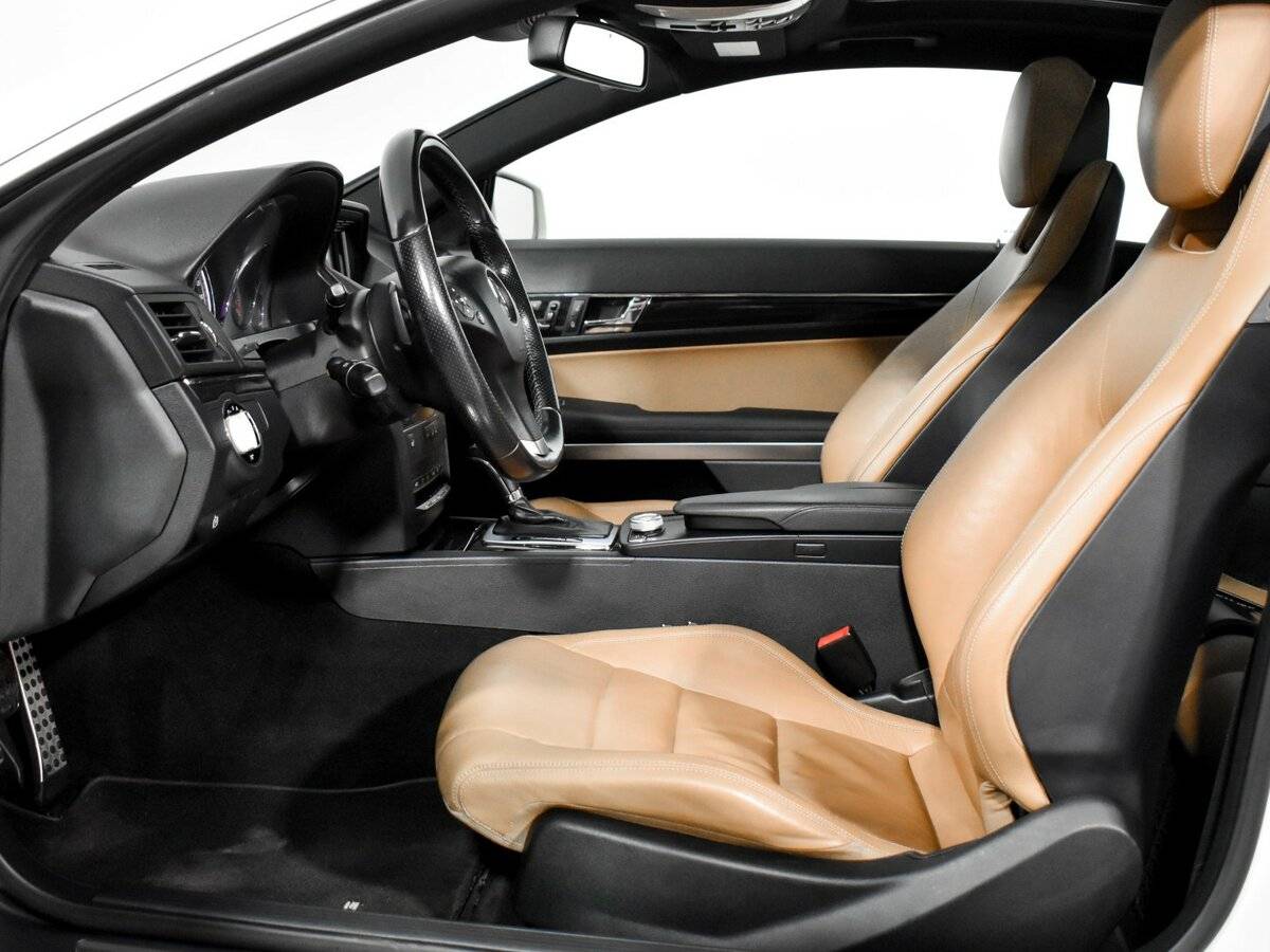 Купить Mercedes-Benz E-Класс с пробегом. Фото: #8
