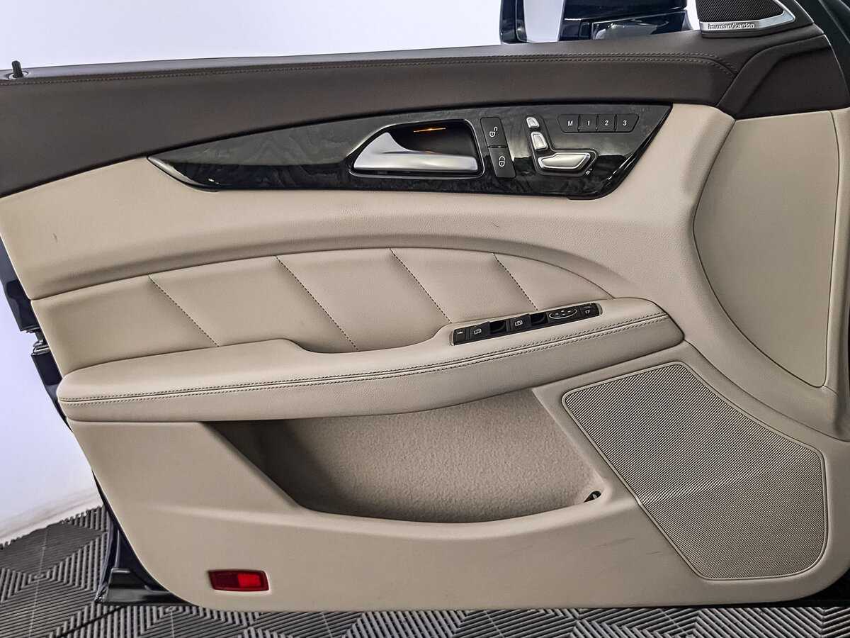 Купить Mercedes-Benz CLS с пробегом. Фото: #18