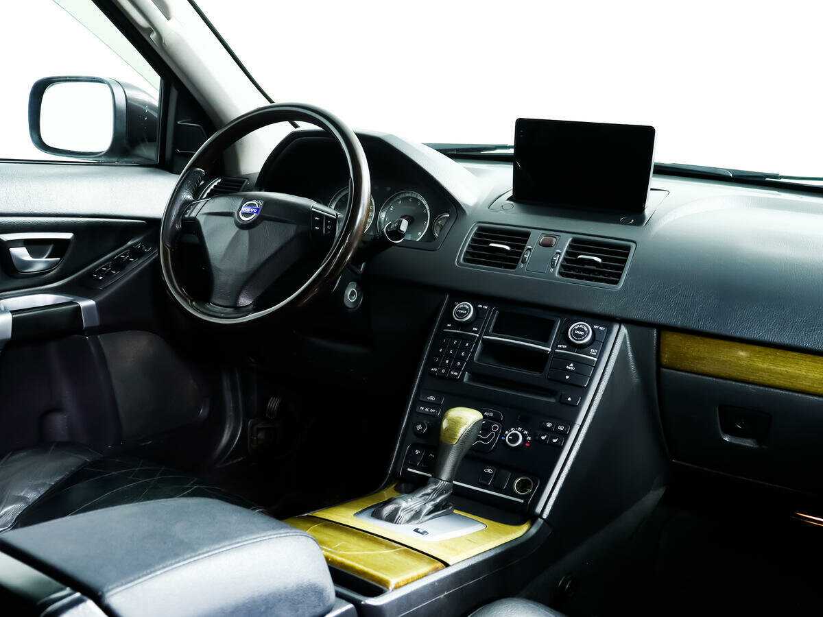 Купить Volvo XC90 с пробегом. Фото: #8