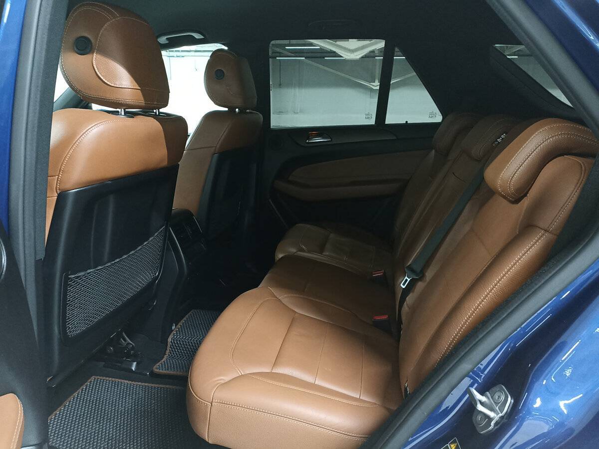 Купить Mercedes-Benz GLE с пробегом. Фото: #11