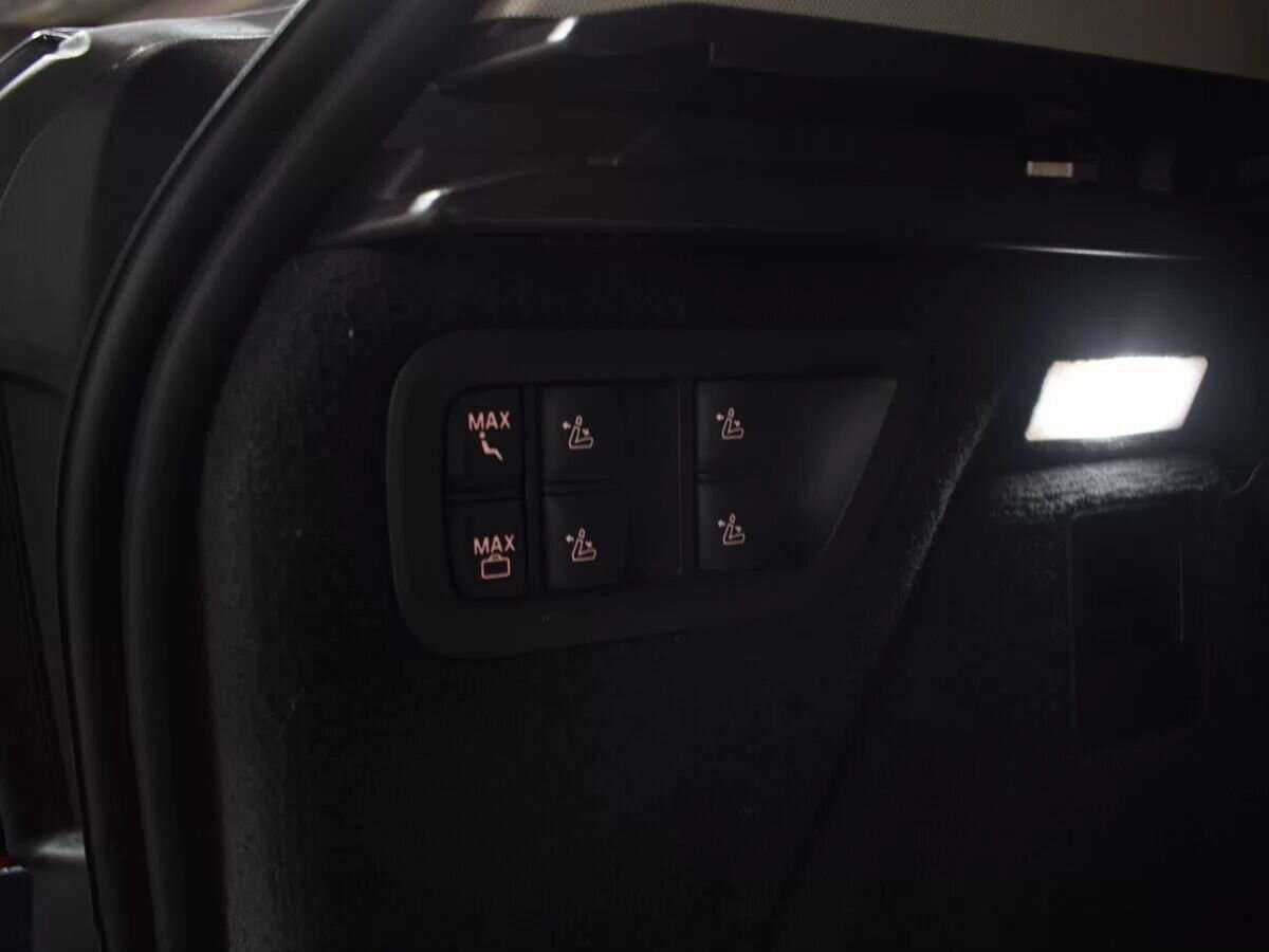 Купить BMW X7 с пробегом. Фото: #13