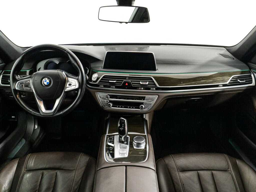 Купить BMW 7 серии с пробегом. Фото: #10