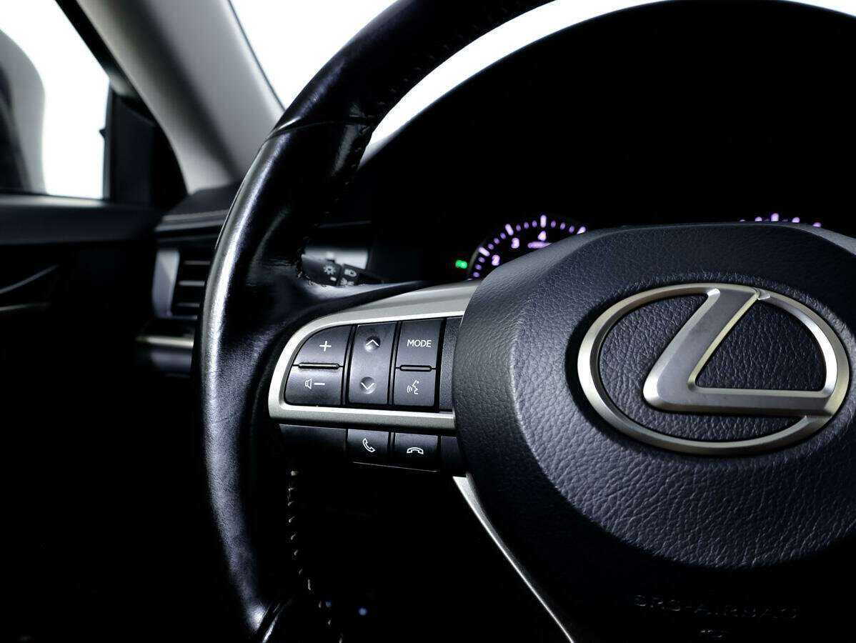 Купить Lexus ES с пробегом. Фото: #24