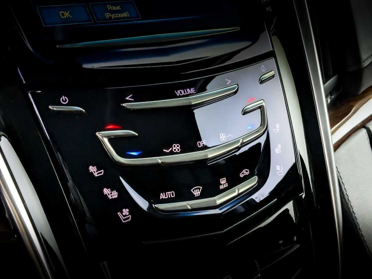 Купить Cadillac Escalade с пробегом. Фото: #22