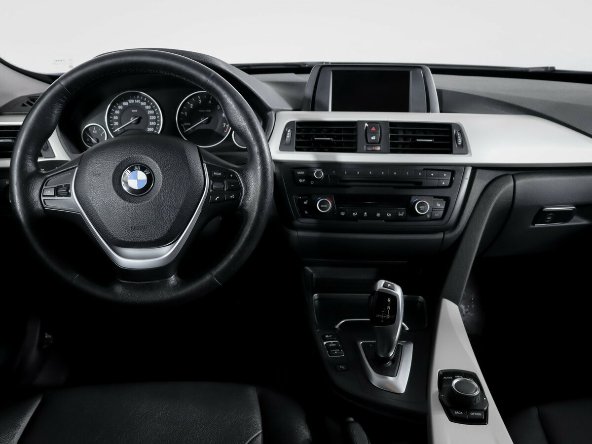 Купить BMW 3 серии с пробегом. Фото: #11