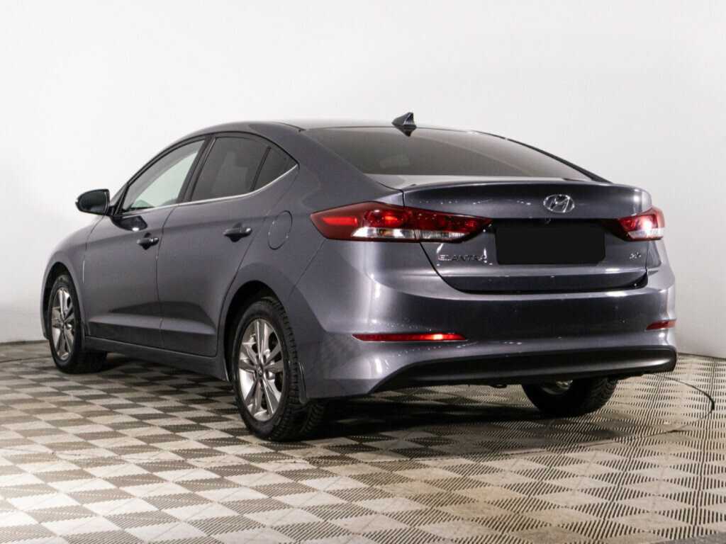Купить Hyundai Elantra с пробегом. Фото: #6