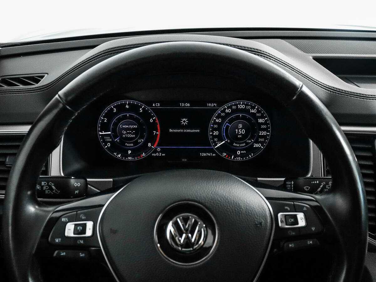Купить Volkswagen Teramont с пробегом. Фото: #19