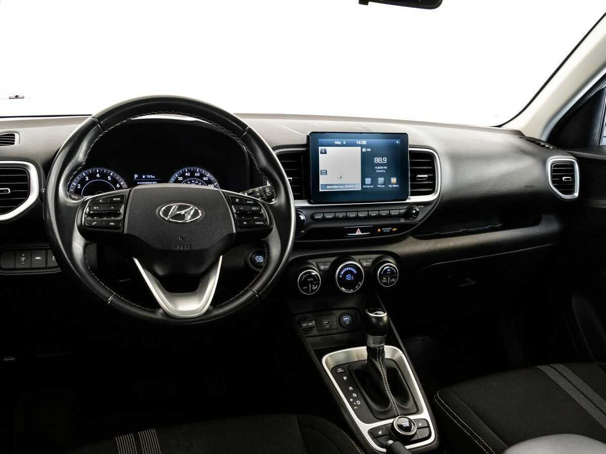 Купить Hyundai Venue с пробегом. Фото: #10