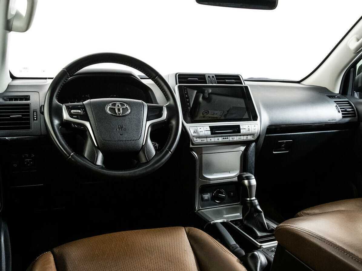 Купить Toyota Land Cruiser Prado с пробегом. Фото: #8