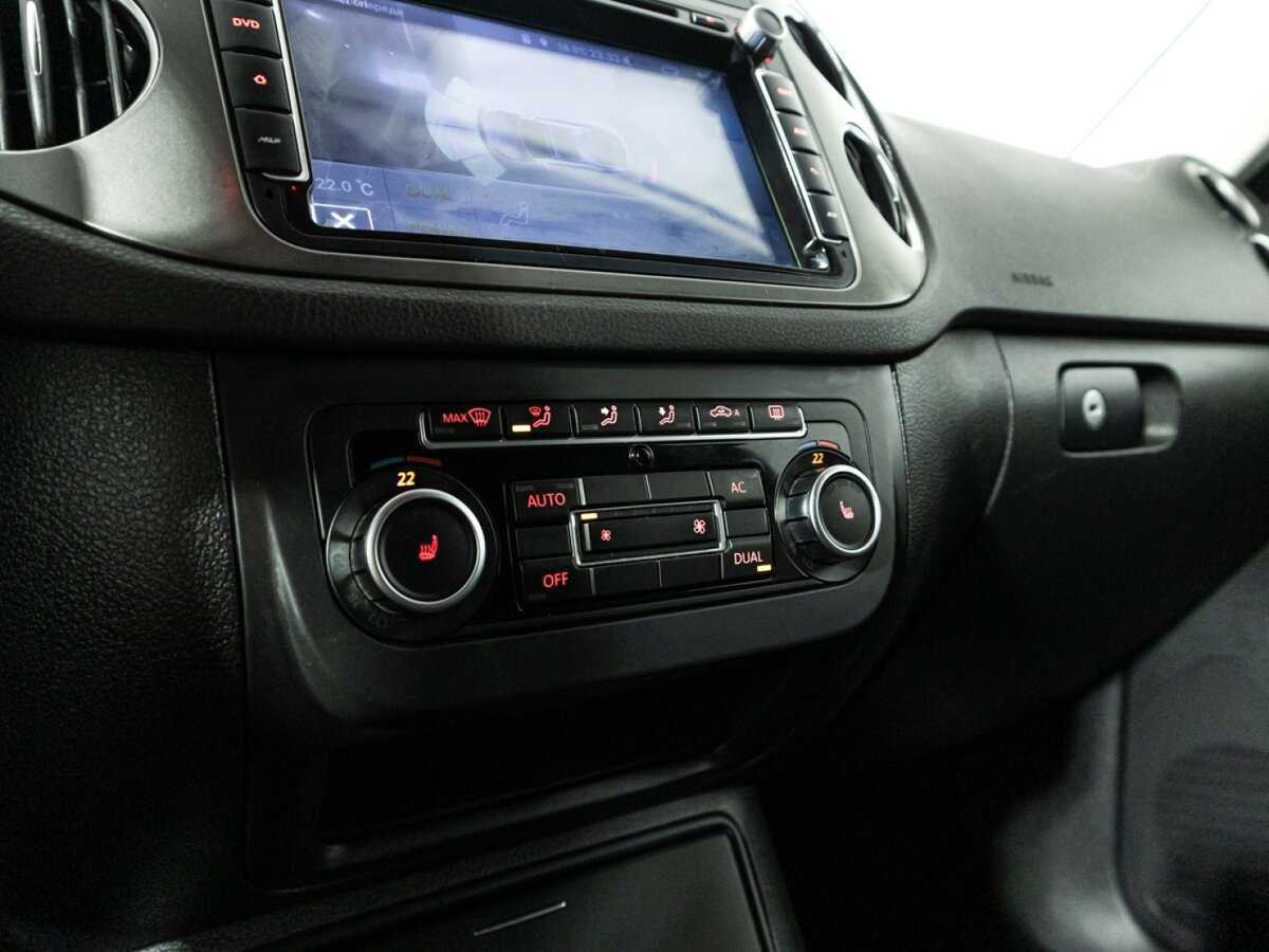 Купить Volkswagen Tiguan с пробегом. Фото: #16