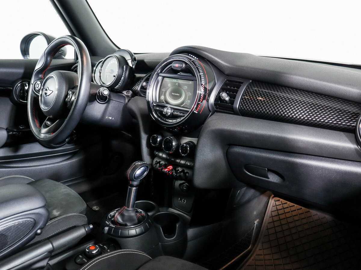Купить Mini Hatch с пробегом. Фото: #5