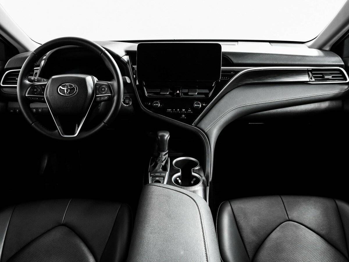 Купить Toyota Camry с пробегом. Фото: #10