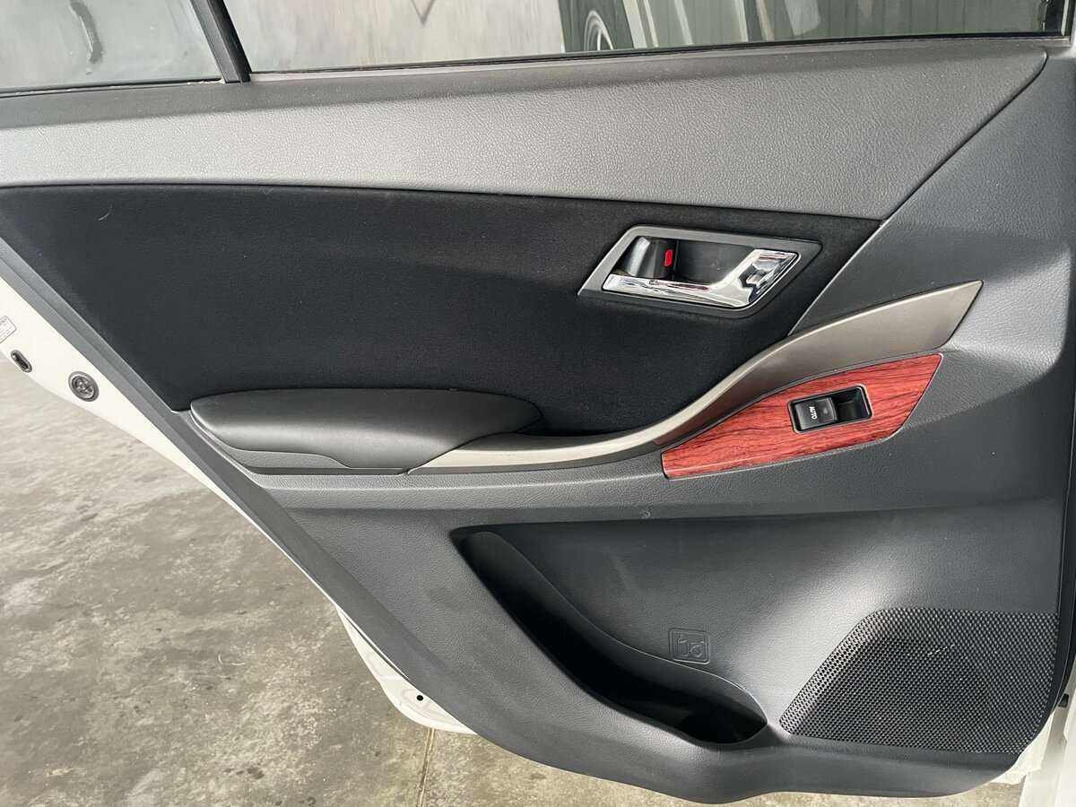 Купить Toyota Allion с пробегом. Фото: #19