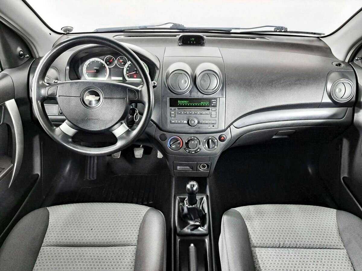 Купить Chevrolet Aveo с пробегом. Фото: #11