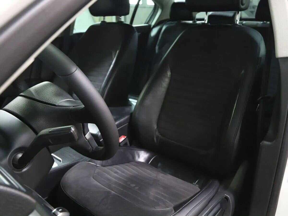 Купить Volkswagen Passat с пробегом. Фото: #6