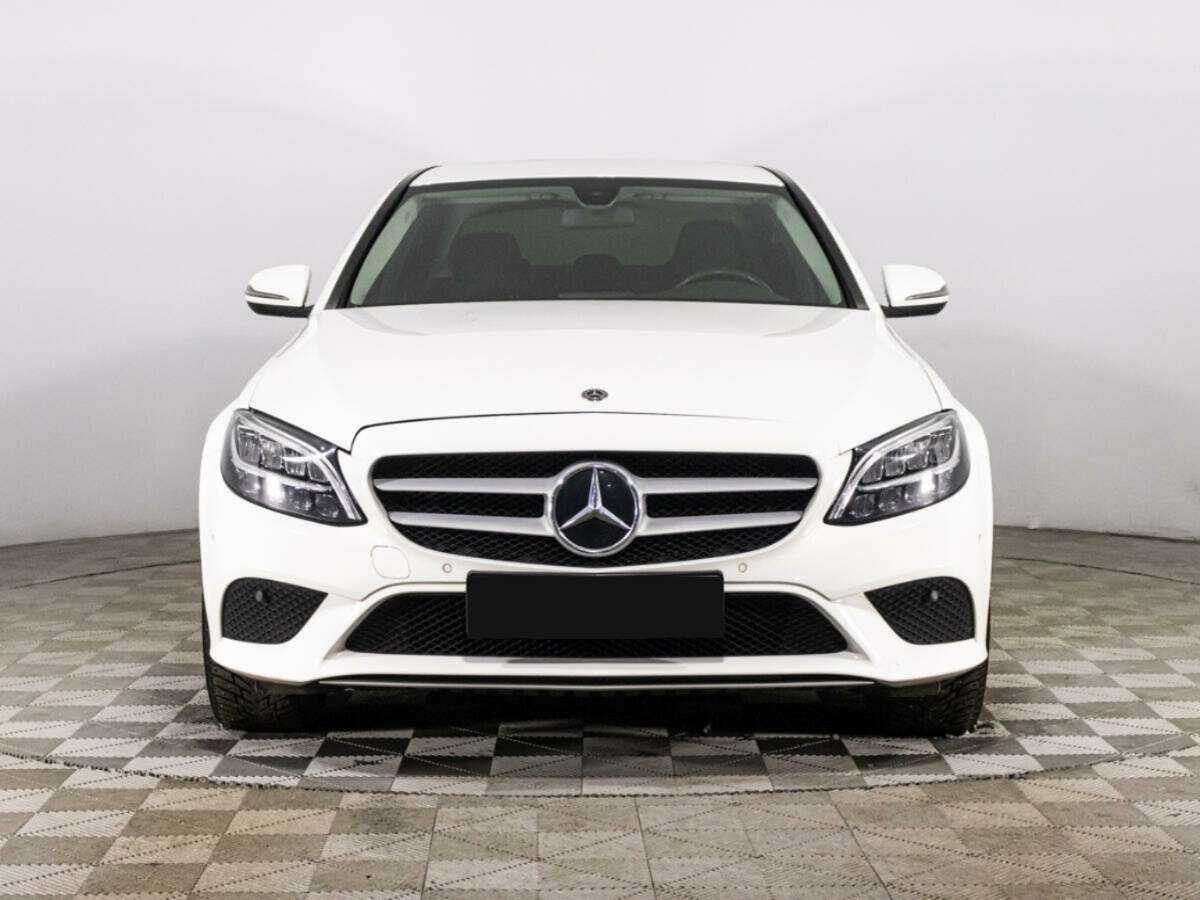 Купить Mercedes-Benz C-Класс с пробегом. Фото: #1